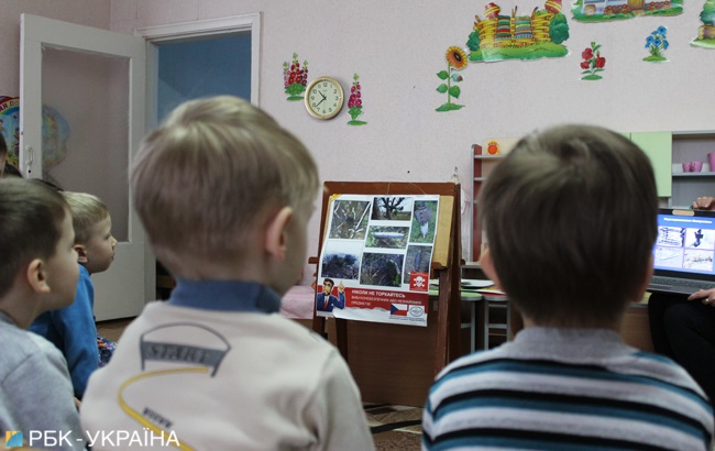 Взорванные годы: как война изменила жизнь детей на Донбассе